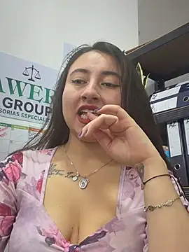 צ'אט XXX בשידור חי של _Sarah-Office1