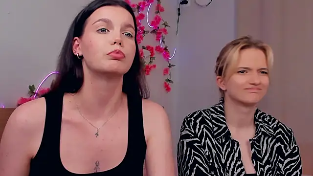 Онлайн чат XXX AleshaDute