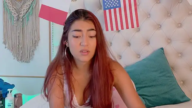 Chat +18 de Sara_funy ao vivo