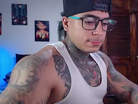 Chat +18 de maxstroncm18 ao vivo