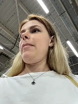 HarrietDartn Live XXX chat