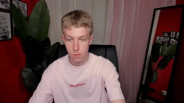 Dylan_Norton Adlı Modelin Web Kamerası Şovu