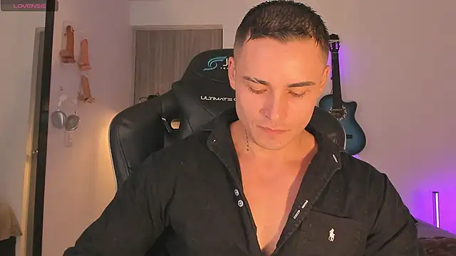 connorsmiith's Live XXX Chat