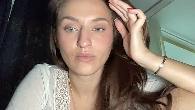 Lorynaa Adlı Modelin Canlı XXX Sohbeti