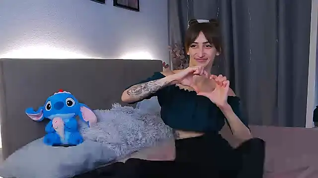 Онлайн чат XXX SofiaHill