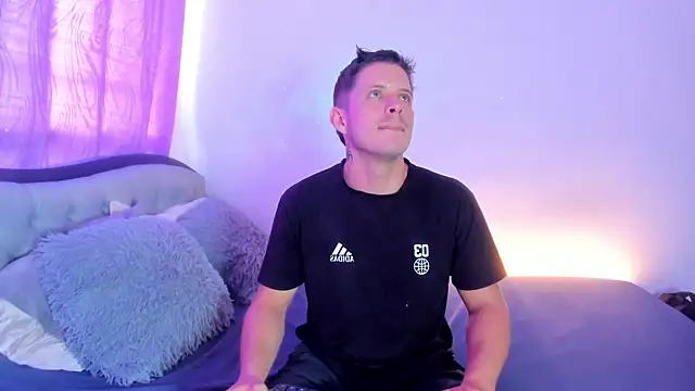 johnycooper08 Live XXX Chat