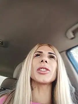 Thifanydotada Show in webcam