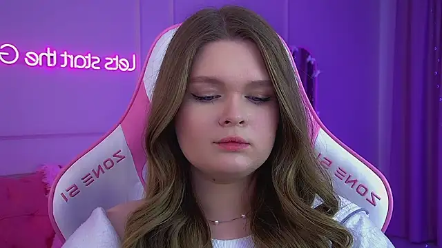 Chat +18 de CrystalLyons ao vivo