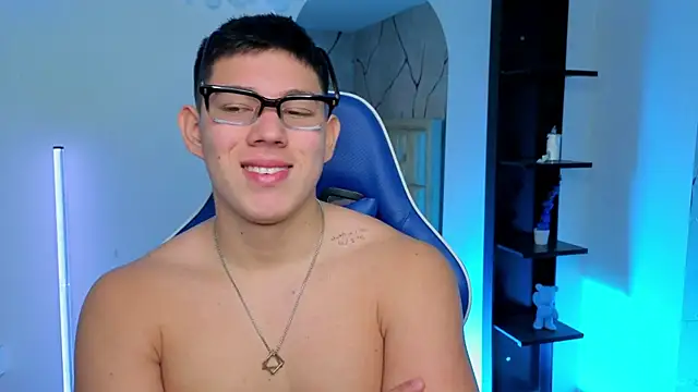 Czat XXX na żywo – JamesCr_