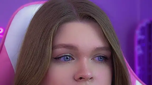 CrystalLyons Chat XXX live