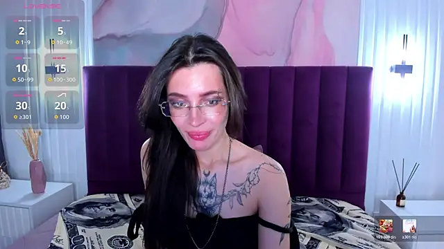 دردشة IvyDainty الجنسية المباشرة