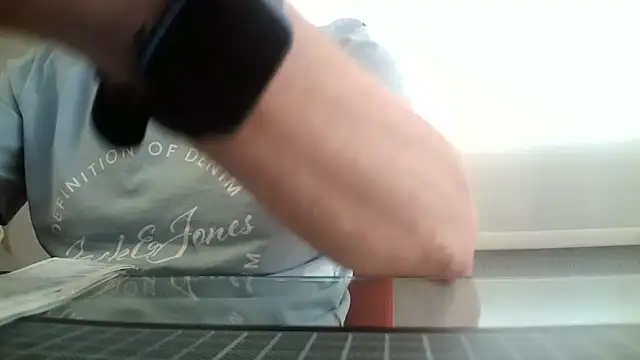 truble78 live XXX chat