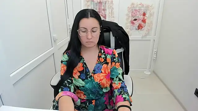 Czat XXX na żywo – ChloeVibee