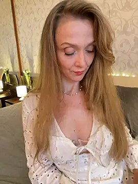 Lady_Tatyn Live XXX chat
