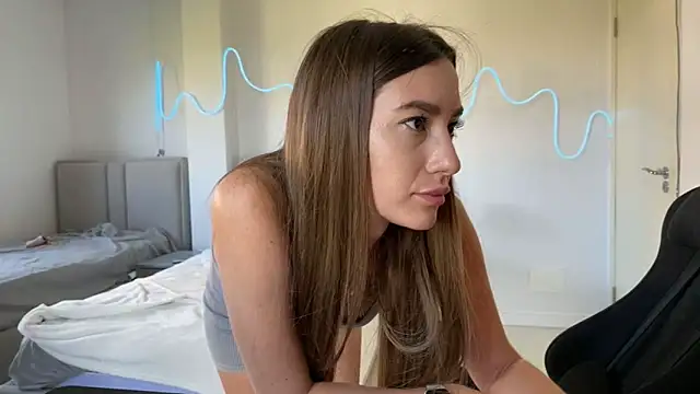 PrincesSsLilu's Live XXX Chat