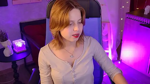 دردشة VivienneHebert الجنسية المباشرة
