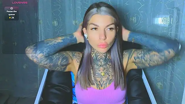 دردشة tattooedBabyy الجنسية المباشرة