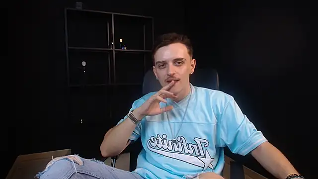 FelixStarkk élő XXX-chatje