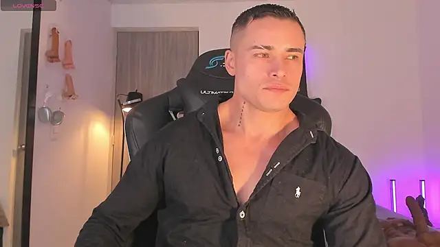 connorsmiith Adlı Modelin Canlı XXX Sohbeti