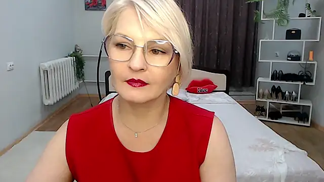 BlondeBrilliant7 Adlı Modelin Canlı XXX Sohbeti