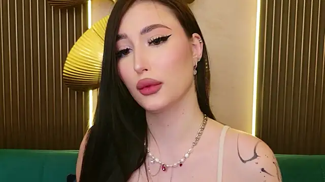 EmmaLawrens' Live XXX Chat