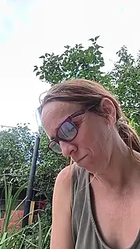 Chat XXX en directo de Dettybitch40