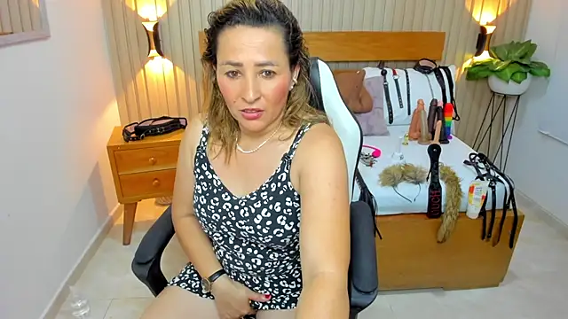 دردشة luciana_ballesteros_ الجنسية المباشرة