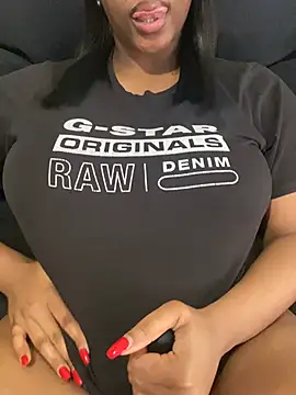 دردشة CaramelGoddess1 الجنسية المباشرة