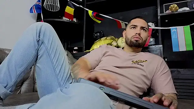 Chat XXX ao vivo de matteosantos