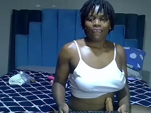 Chatroom XXX en direct de melanin_moon
