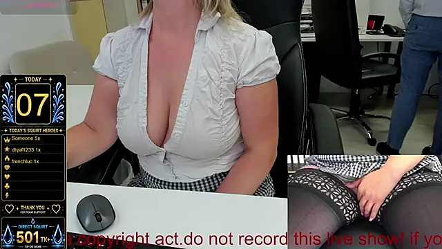 Онлайн чат XXX squirt_milf_viktoria
