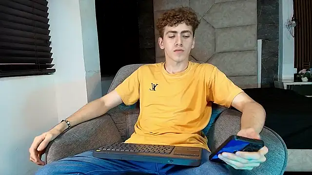 Tyler_Mcrey live XXX chat