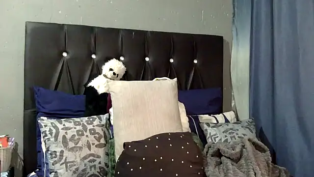 caramelbooty69 Live XXX-chat