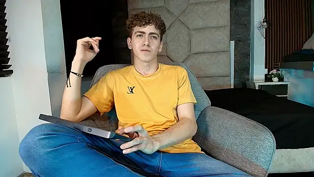 Tyler_Mcrey 现场XXX聊天