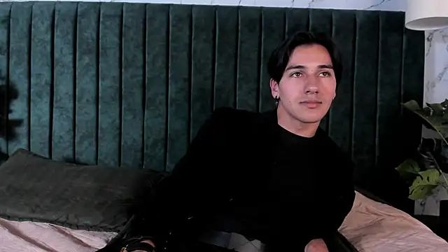 Chatroom XXX en direct de Andy_Joy_