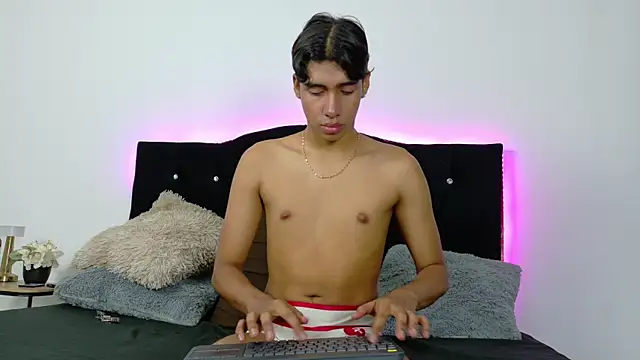 โชว์เว็บแคมของ Eros_Lux