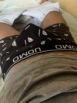 cazzoduro32 webkamerás műsora