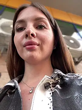 KrisMagnoly live XXX chat