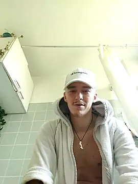 Toyjungee Live XXX Chat
