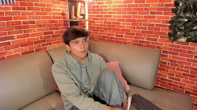Thiago_Kozak 现场XXX聊天
