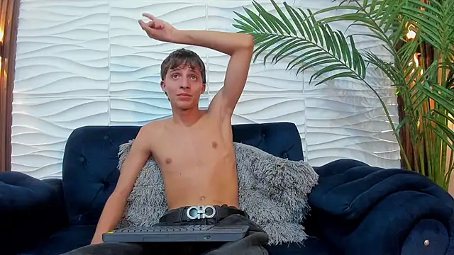 Pavo_tv Chat XXX live