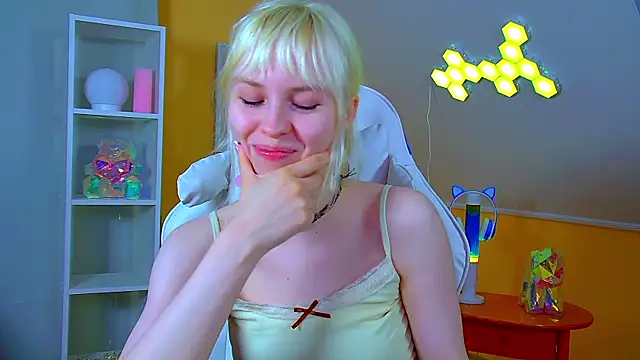 Chat XXX en directo de HannahHollis