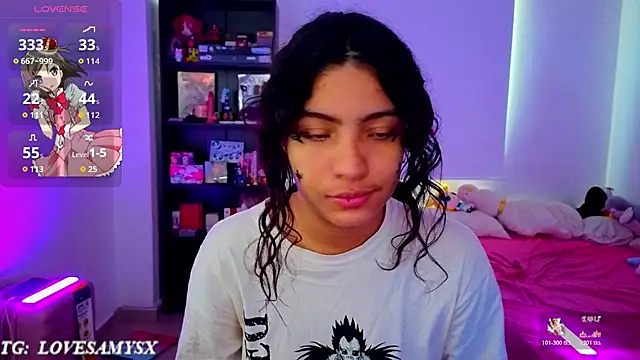 Lovelyamyy – Live XXX-chat