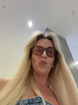 LisaMurr's Live XXX Chat
