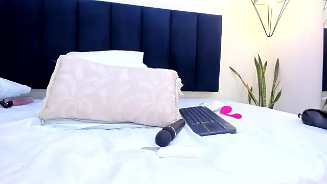 Онлайн чат XXX mayaevansmg