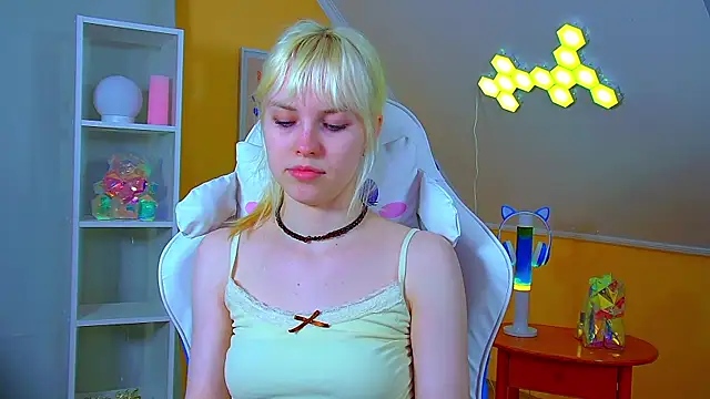 HannahHollis' Live XXX Chat