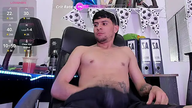 Chat XXX ao vivo de StefanoBigCock