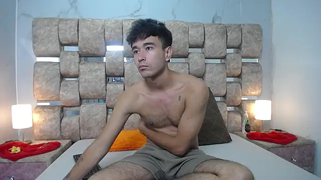 KathyAiden – Naživo XXX chat