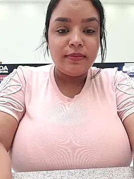 Albanis1's Live XXX Chat