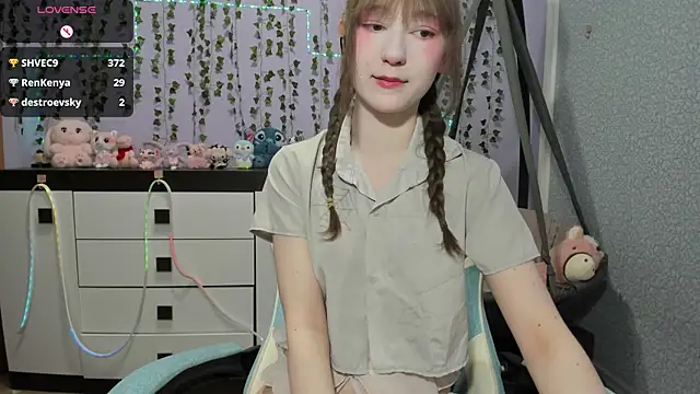 دردشة Yoonhee_ki الجنسية المباشرة